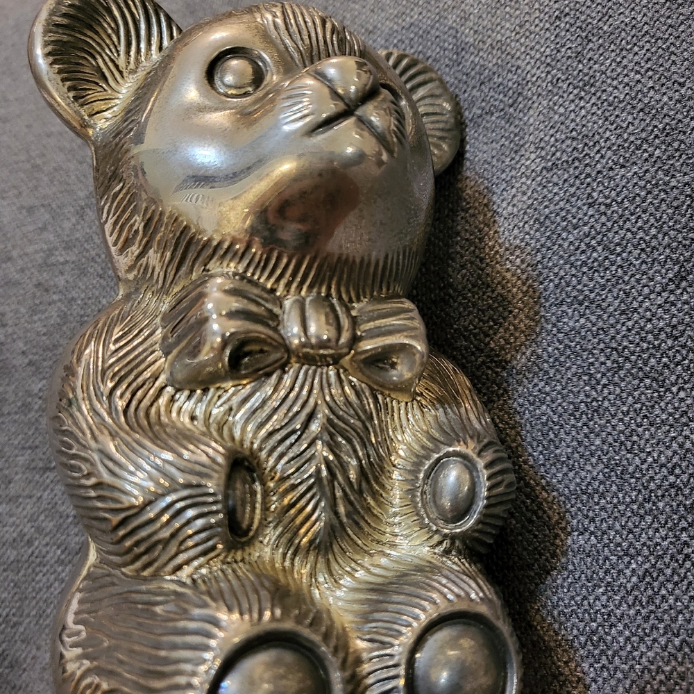 Metal teddy bear coin bank
